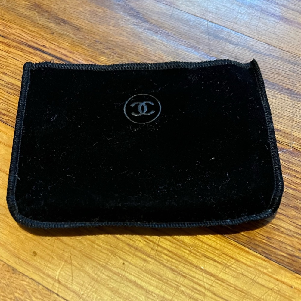 Chanel compact sleeve NWOT